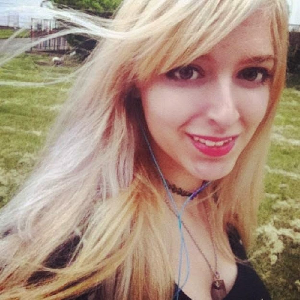 Meet your Posher, Kasey